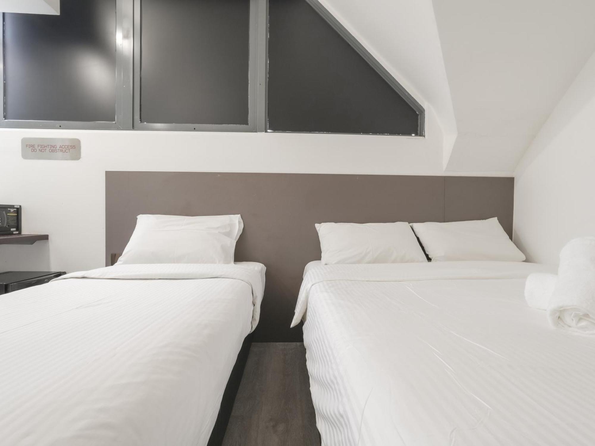 A Hotel Dickson 新加坡 外观 照片