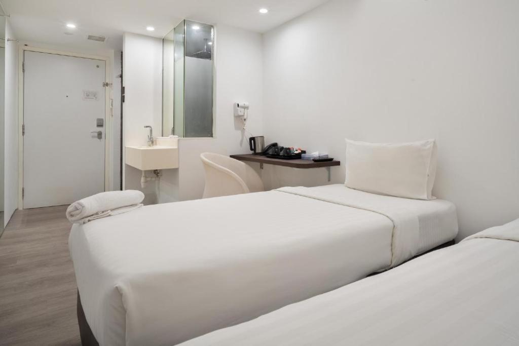 A Hotel Dickson 新加坡 外观 照片